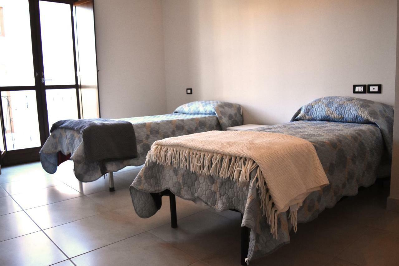 Palazzo Camelot, 19 Via Nazionale Apartment San Demetrio ne' Vestini Exterior foto