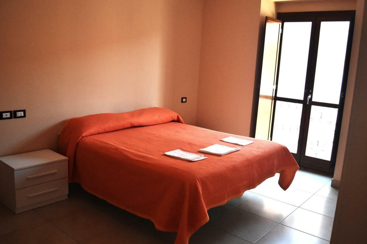 Palazzo Camelot, 19 Via Nazionale Apartment San Demetrio ne' Vestini Exterior foto